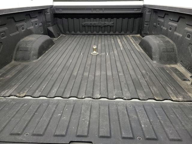 Photo of 2024 White GMC Sierra 2500