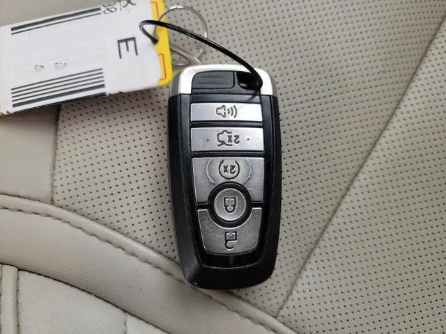 Photo of 2018 Red Ford Explorer