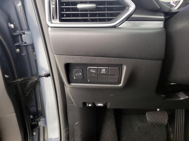 Photo of 2022 Gray Mazda CX-5