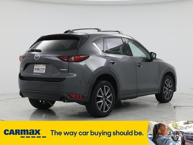 Photo of 2018 Gray Mazda CX-5
