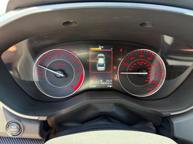 Photo of 2022 Crystal White Pearl Subaru Impreza
