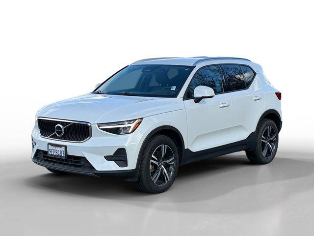 2023 Volvo XC40