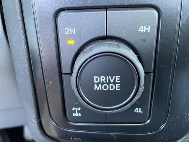 Photo of 2025 Oxford White Ford F-250