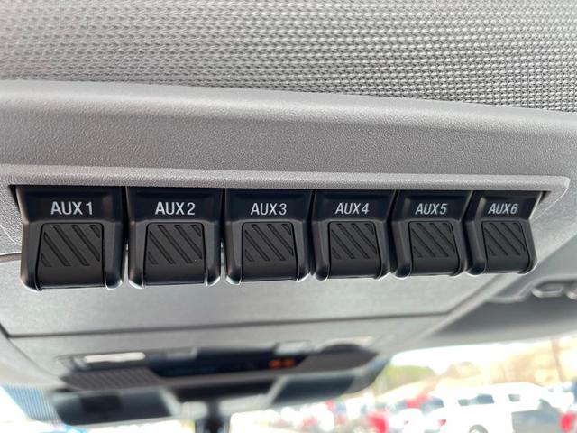 Photo of 2025 Oxford White Ford F-250