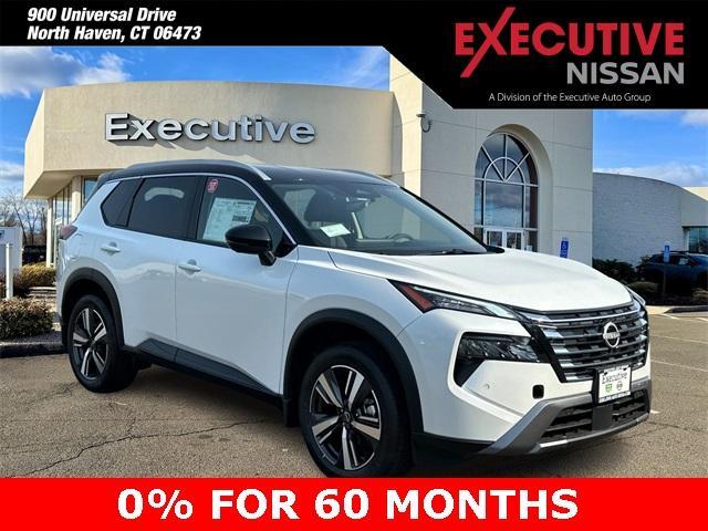 Photo of 2025 White / Black Nissan Rogue