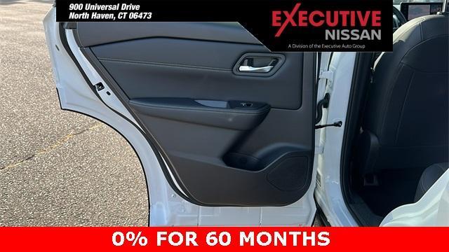 Photo of 2025 White / Black Nissan Rogue