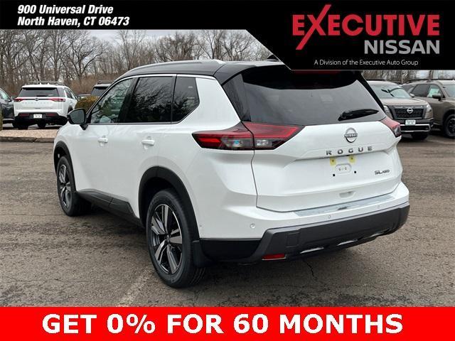 Photo of 2025 White / Black Nissan Rogue