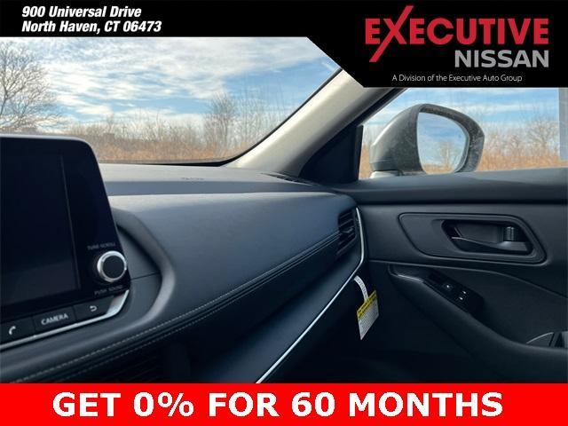 Photo of 2025 Everest White P Nissan Rogue