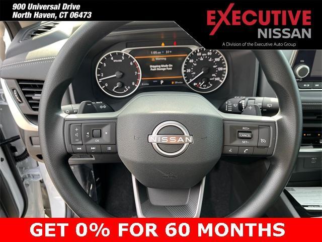 Photo of 2025 Everest White P Nissan Rogue