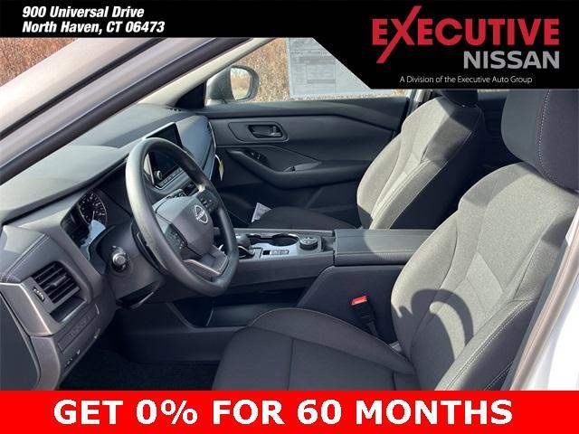 Photo of 2025 Everest White P Nissan Rogue