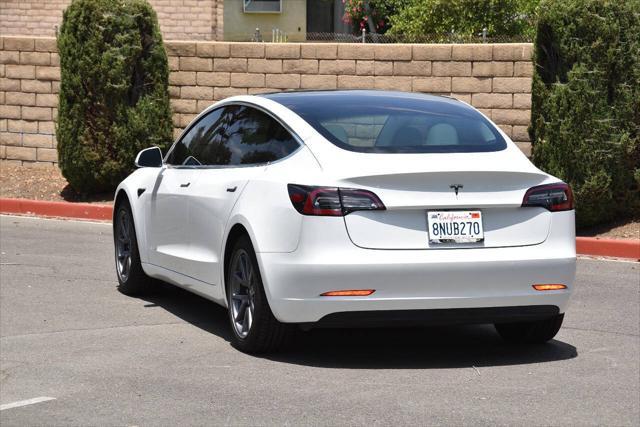 Photo of 2020 White Tesla Model 3