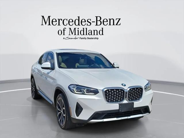 2022 BMW X4