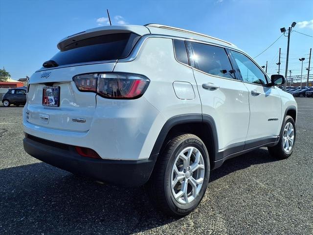 Photo of 2024 Bright White Clearcoat Jeep Compass