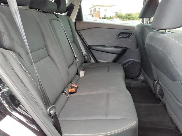 Photo of 2023 Super Black Nissan Rogue