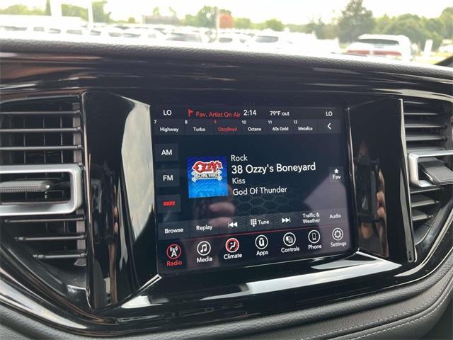 Photo of 2023 DB Black Crystal Clearcoat Dodge Durango