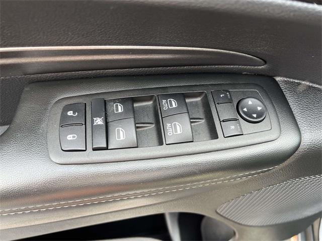 Photo of 2023 DB Black Crystal Clearcoat Dodge Durango