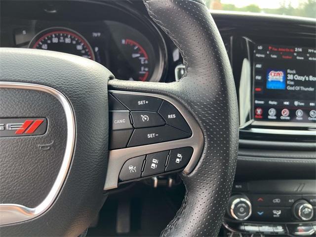 Photo of 2023 DB Black Crystal Clearcoat Dodge Durango