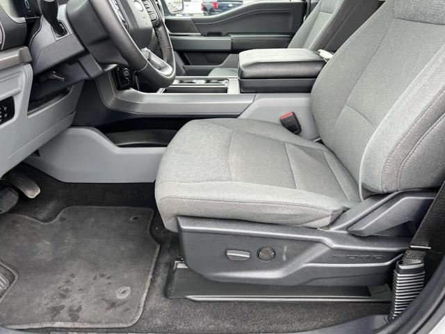 Photo of 2024 Iconic Silver Metallic Ford F-150