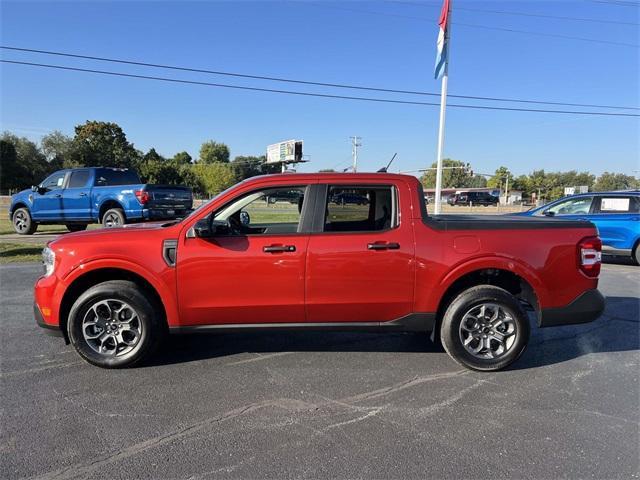 Photo of 2024 Hot Pepper Red Metallic Tinted Clearcoat Ford Maverick