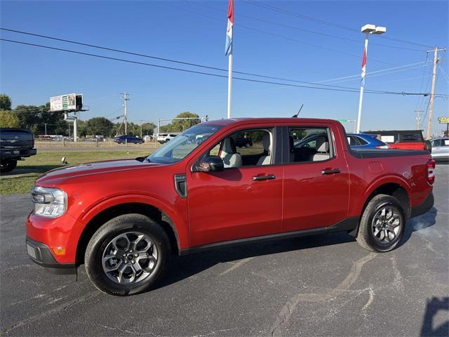 Photo of 2024 Hot Pepper Red Metallic Tinted Clearcoat Ford Maverick