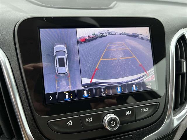 Photo of 2019 Summit White Chevrolet Equinox