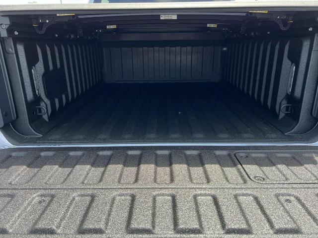 Photo of 2025 Bright White Clearcoat RAM 1500