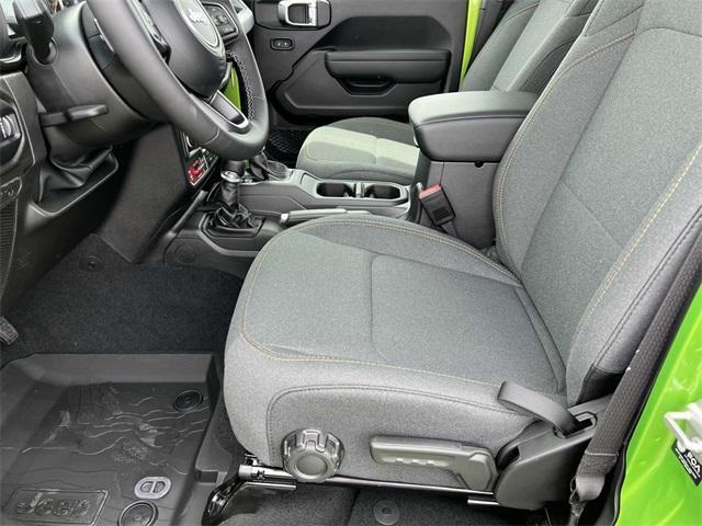Photo of 2025 Mojito! Clearcoat Jeep Gladiator