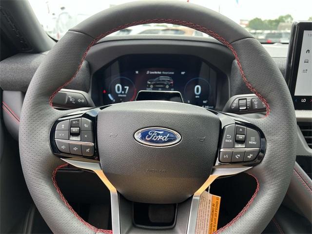 Photo of 2025 Agate Black Metallic Ford Explorer