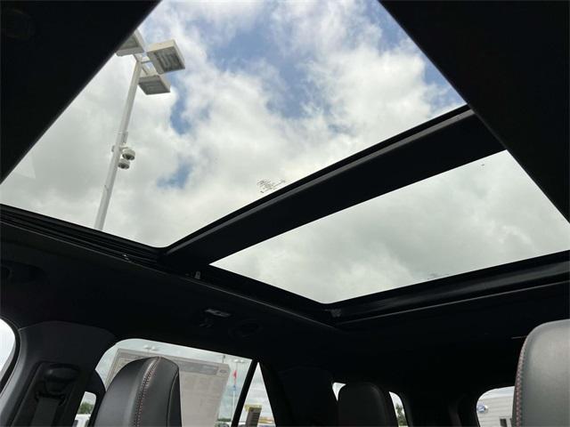 Photo of 2025 Agate Black Metallic Ford Explorer