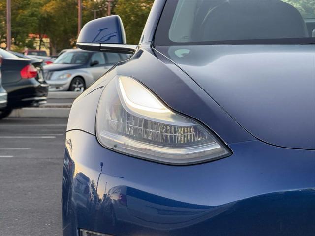 Photo of 2020  Tesla Model 3
