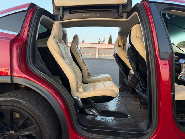 Photo of 2016  Tesla Model X