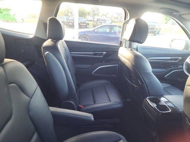 Photo of 2022 Dark Moss Kia Telluride