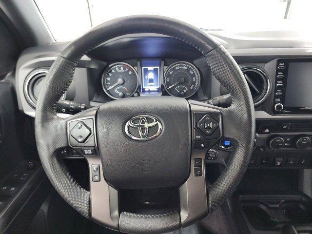 Photo of 2021 Super White Toyota Tacoma