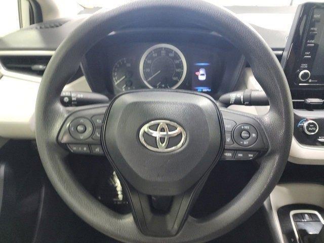 Photo of 2022 Classic Silver Metallic Toyota Corolla