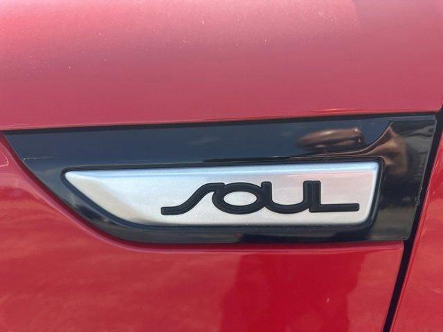 Photo of 2014 Inferno Red Kia Soul