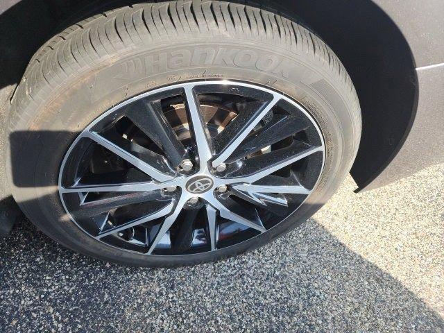 Photo of 2023 Predawn Gray Mica Toyota Camry