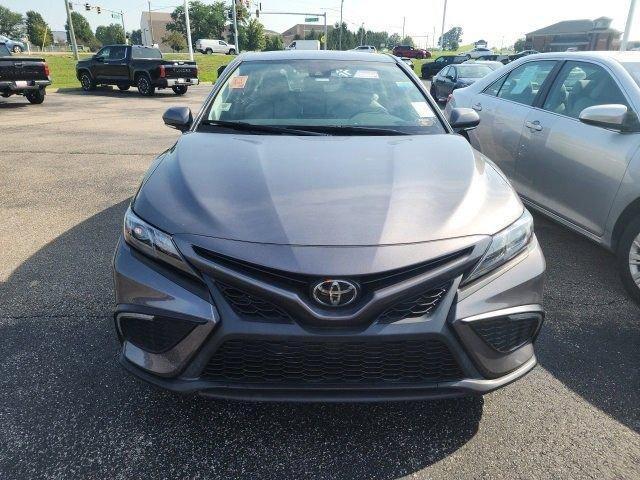 Photo of 2023 Predawn Gray Mica Toyota Camry