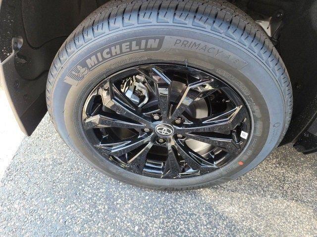 Photo of 2025 Magnetic Gray Metallic Toyota RAV4 Hybrid