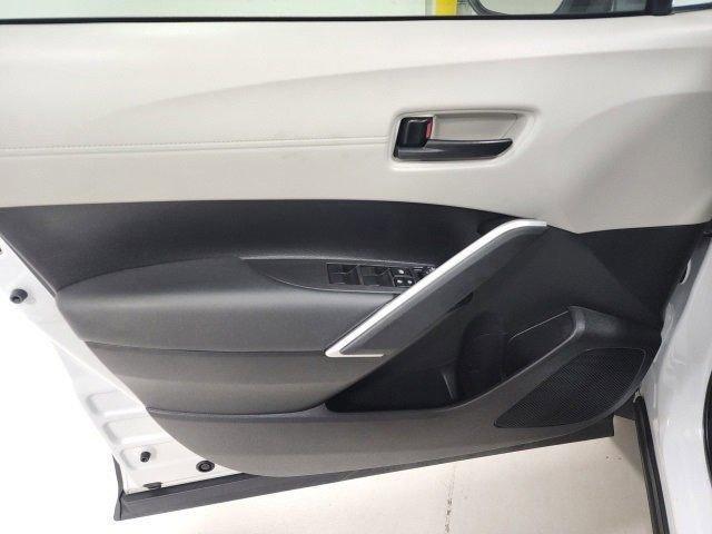 Photo of 2022 Wind Chill Pearl Toyota Corolla Cross