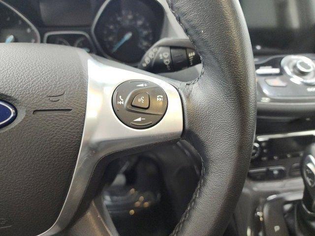 Photo of 2016 Ingot Silver Ford Escape