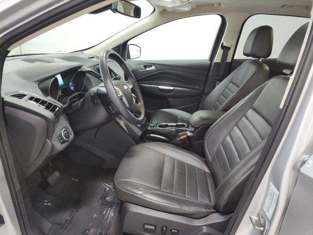 Photo of 2016 Ingot Silver Ford Escape