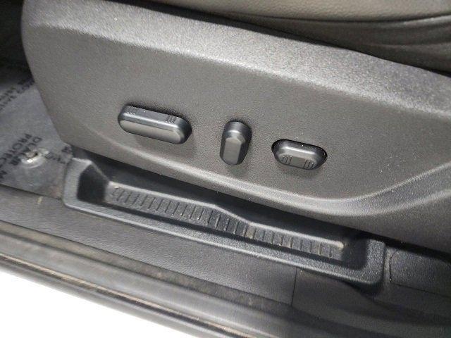 Photo of 2016 Ingot Silver Ford Escape