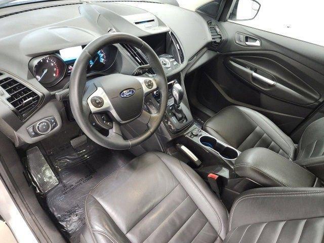 Photo of 2016 Ingot Silver Ford Escape