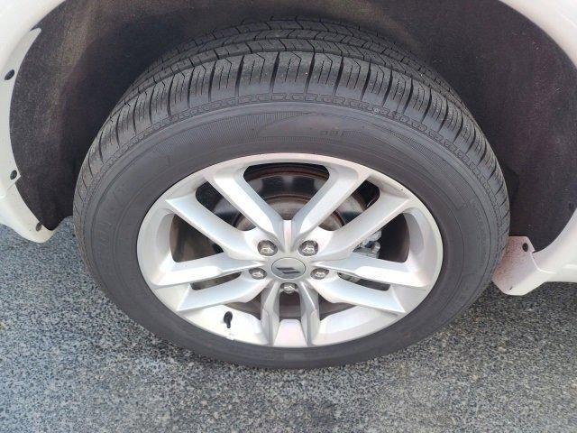 Photo of 2023 White Knuckle Clearcoat Dodge Durango
