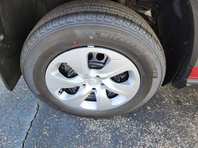 Photo of 2025 Ruby Flare Pearl Toyota RAV4