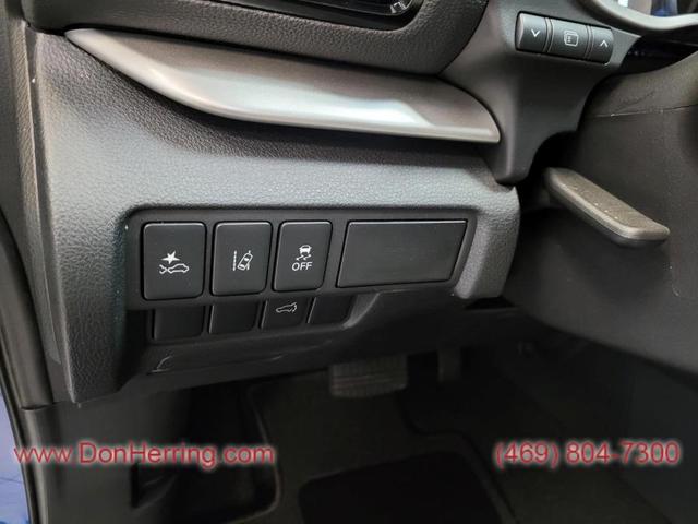 Photo of 2025 Lightning Blue Metallic Mitsubishi Eclipse Cross
