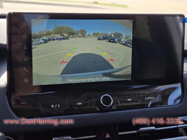 Photo of 2025 White Diamond Mitsubishi Outlander