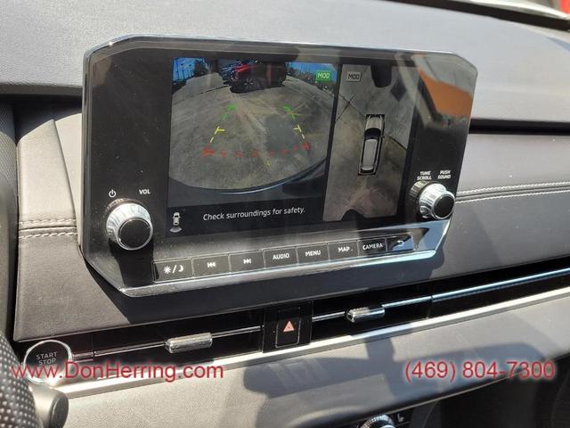 Photo of 2022 Silver Mitsubishi Outlander