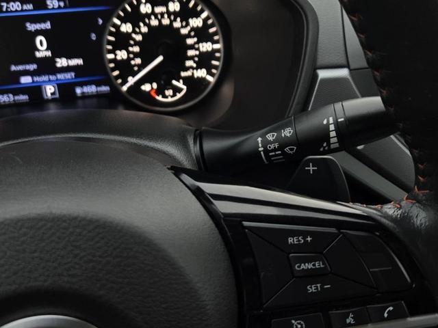 Photo of 2023 Glacier White Nissan Altima