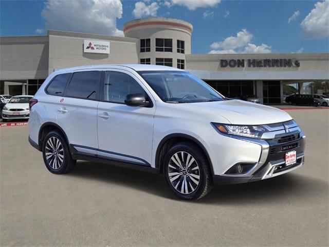 2020 Mitsubishi Outlander